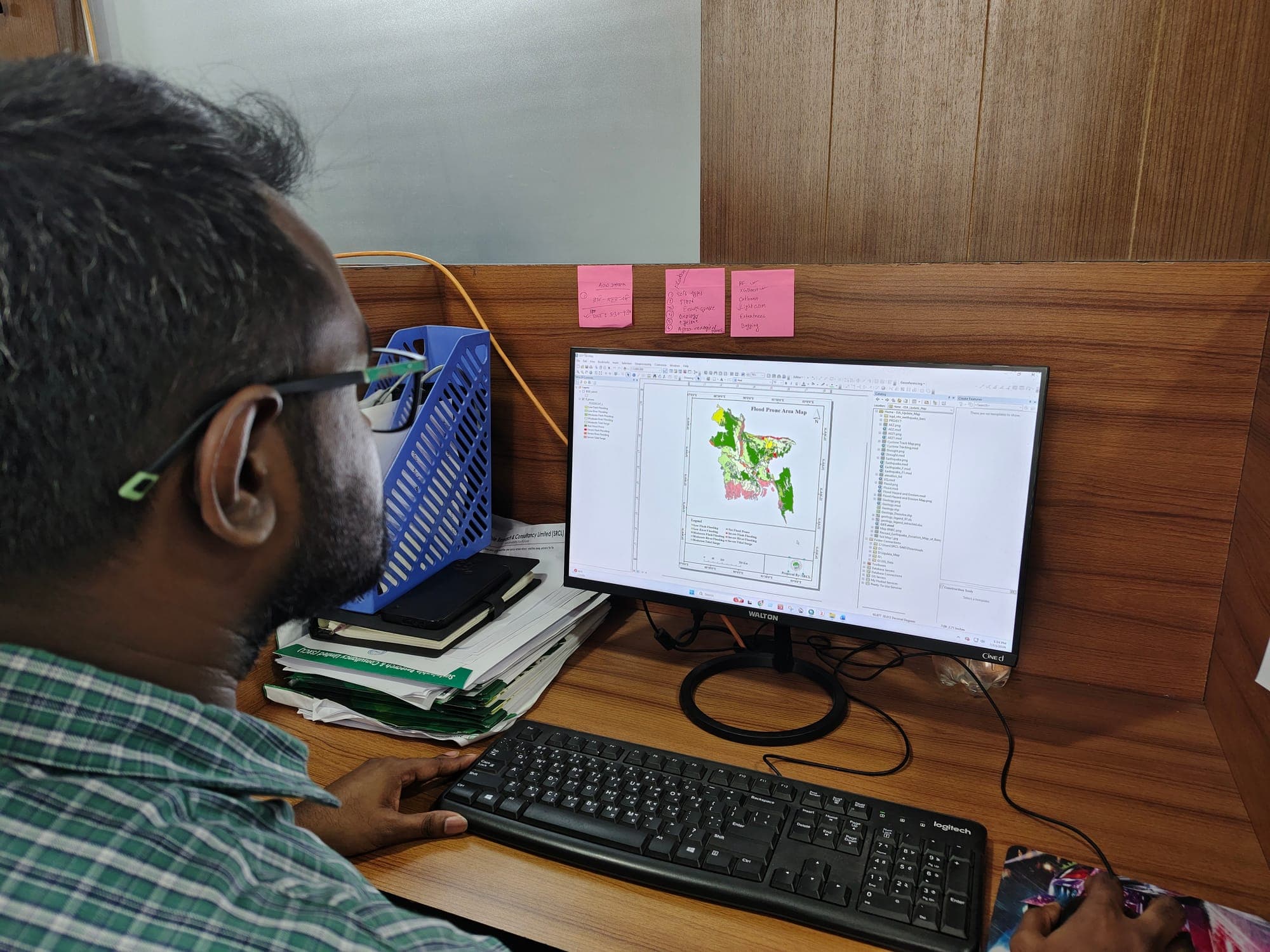 GIS and remote-sensing forest mapping produced by SRCL's geoinformatics team.